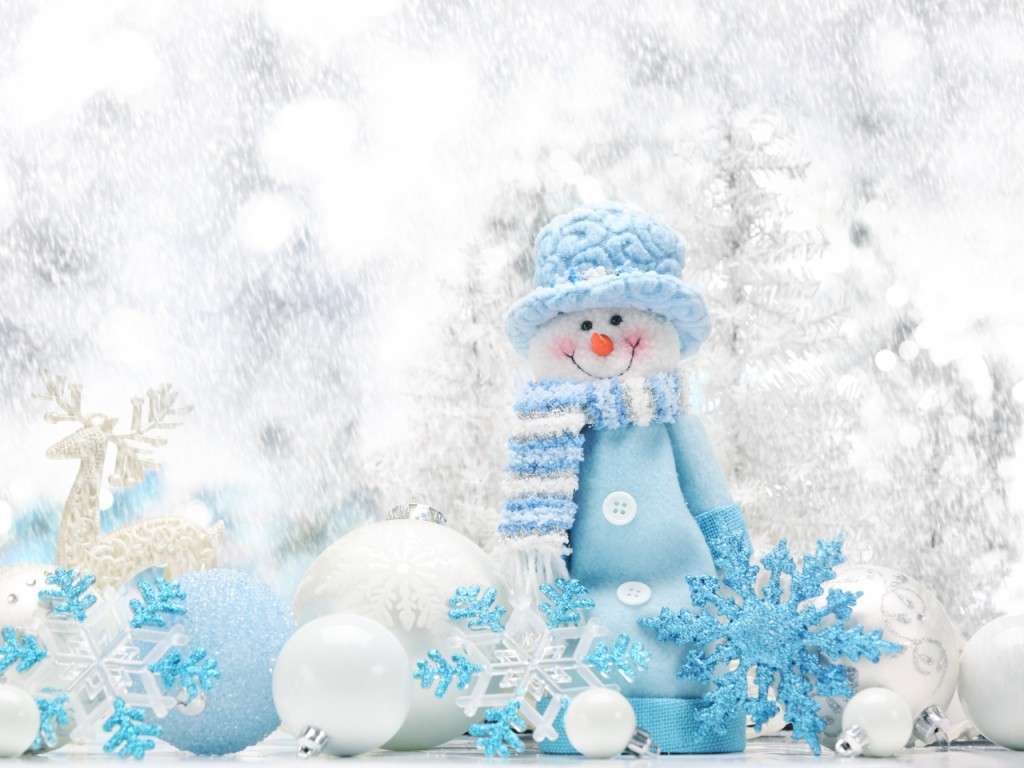 new-year-balls-holiday-christmas-decorations